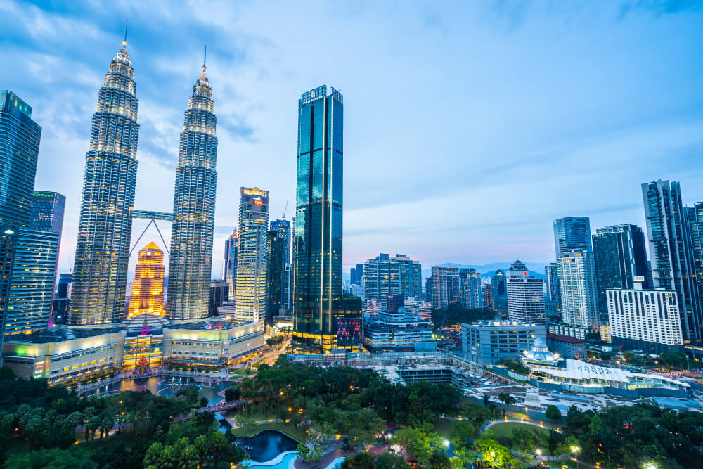 Meet Tsinghua-INSEAD EMBA for a Coffee Chat in Kuala Lumpur